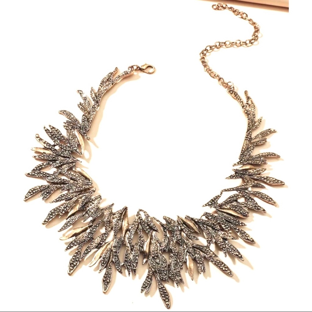 New Zara Leaf Statement Necklace - Picture 2 of 5